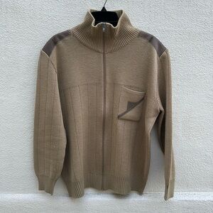 Vintage Italian cardigan by creazioni antonella. Size 5 or medium.